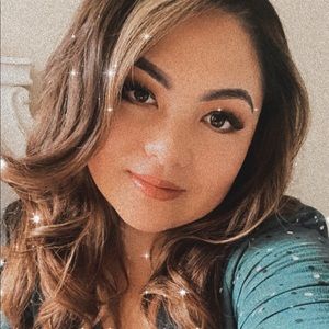 Meet your Posher, Allison